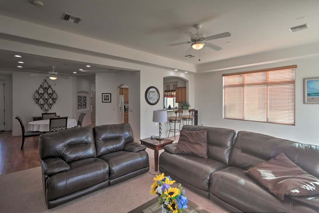 Desert Condo w/ Pool ~ 3 Miles to Colorado River!