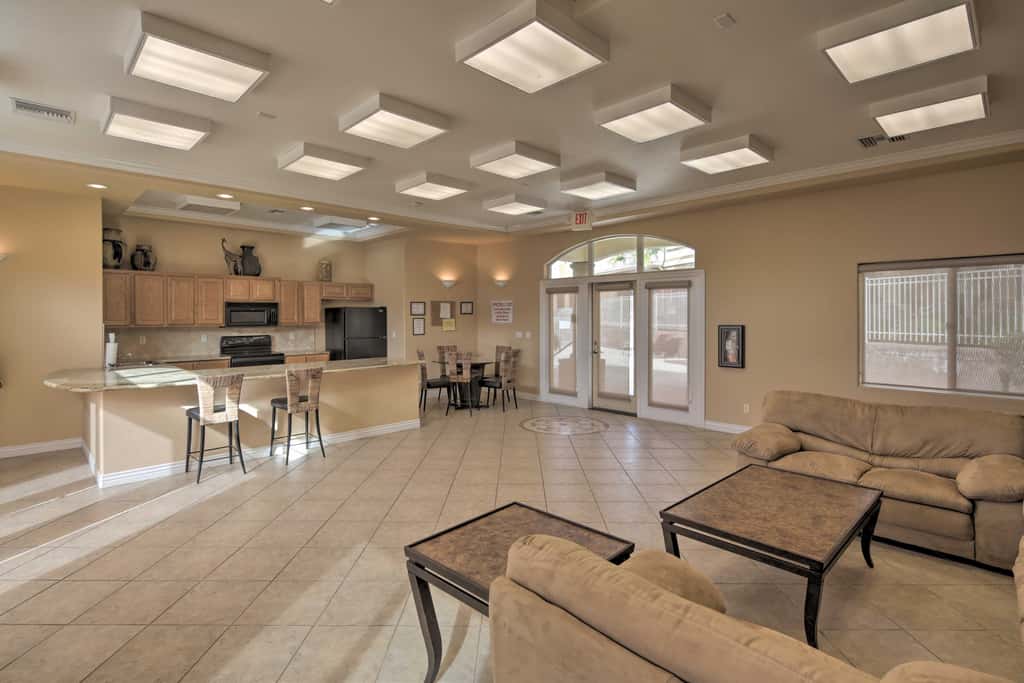 Desert Condo w/ Pool ~ 3 Miles to Colorado River!