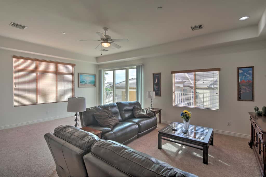 Desert Condo w/ Pool ~ 3 Miles to Colorado River!