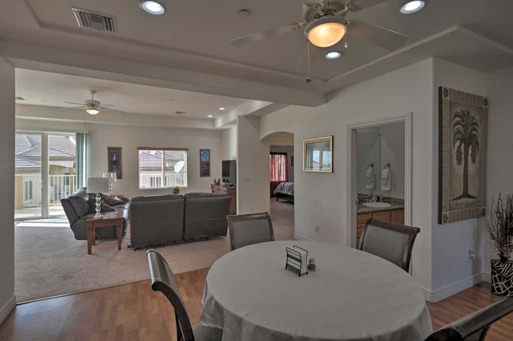 Desert Condo w/ Pool ~ 3 Miles to Colorado River!