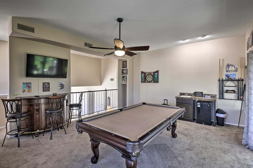 Hot Tub & River Views! Family Gem in Bullhead City