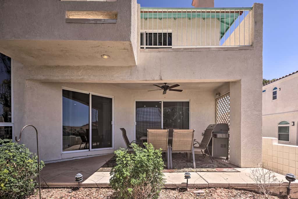 Hot Tub & River Views! Family Gem in Bullhead City