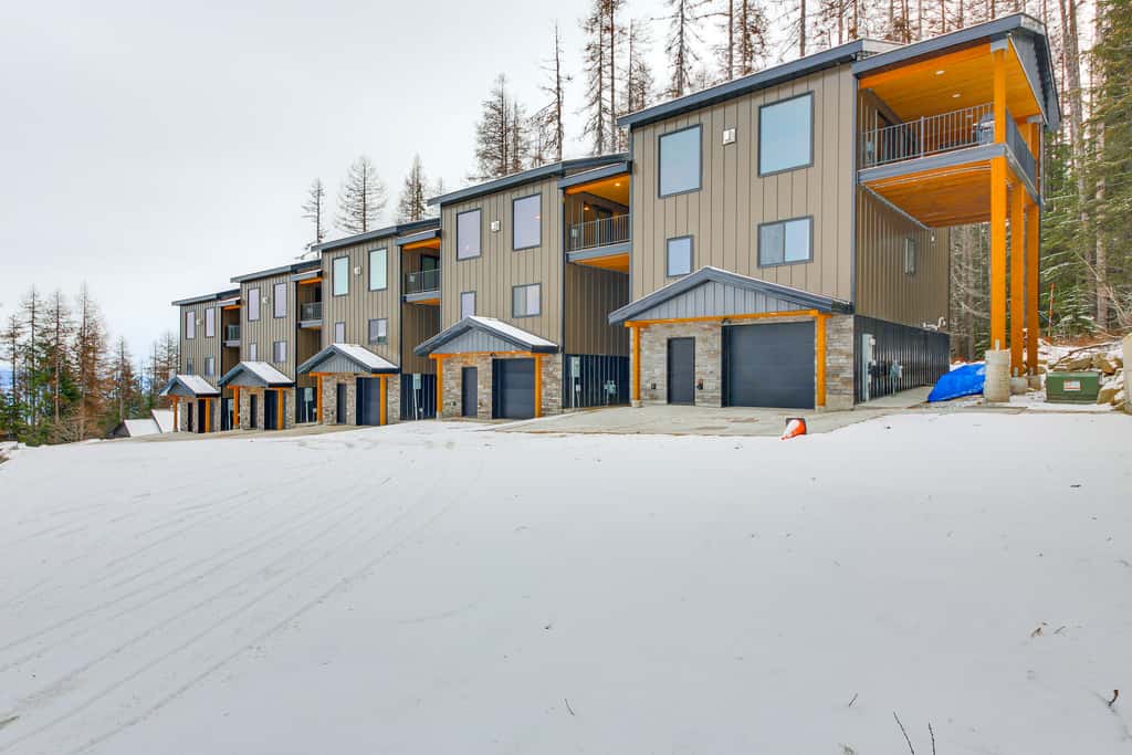 Luxury Ski Home w/ Hot Tub on Schweitzer Mountain