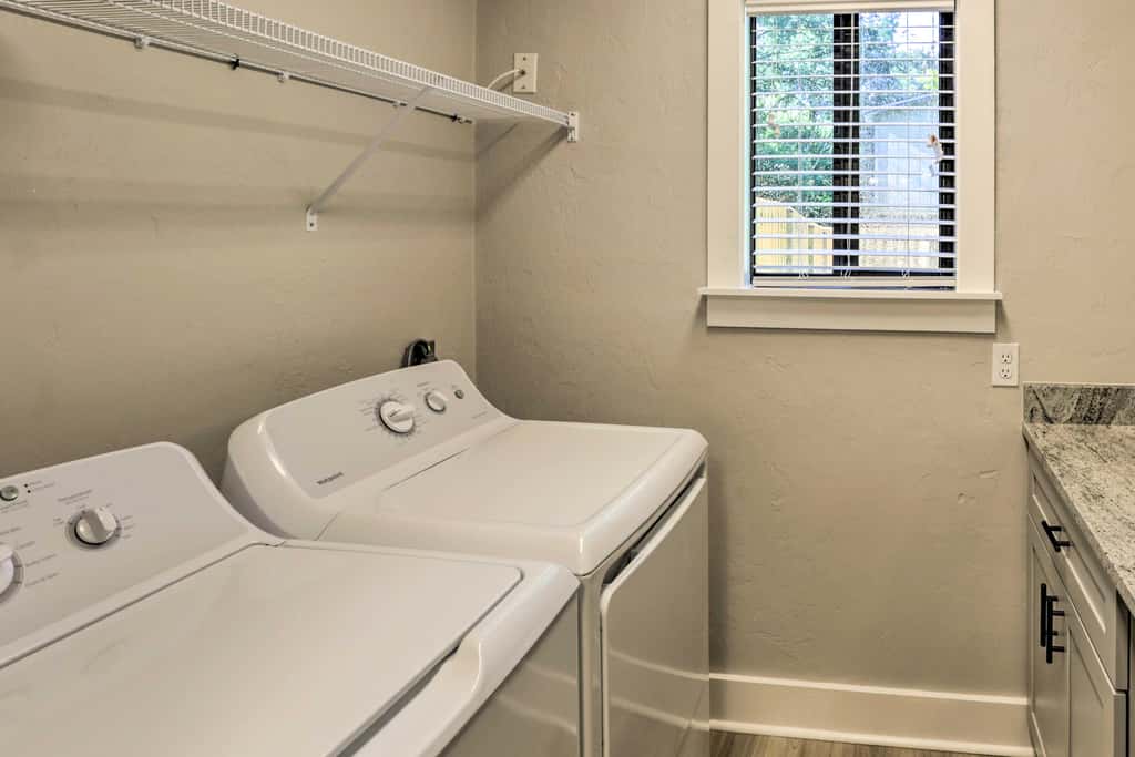 Pet-Friendly Tallahassee Retreat, Near Parks!