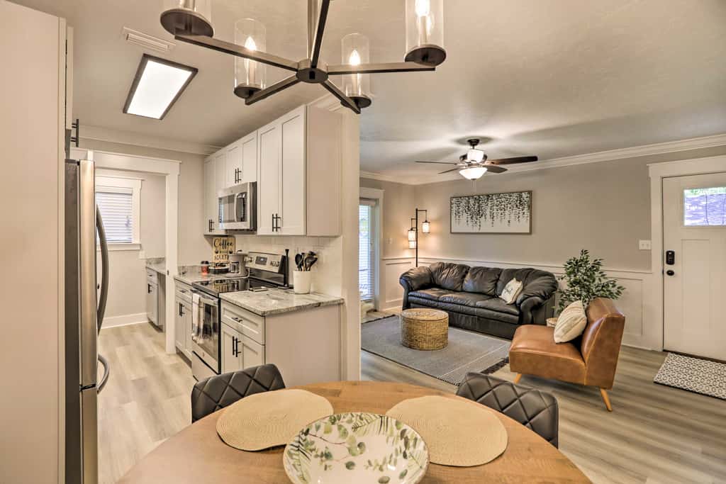 Pet-Friendly Tallahassee Retreat, Near Parks!