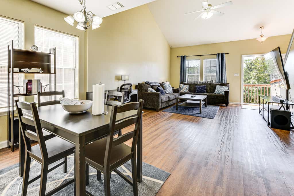 4 Mi to FSU: Pet-Friendly Townhome