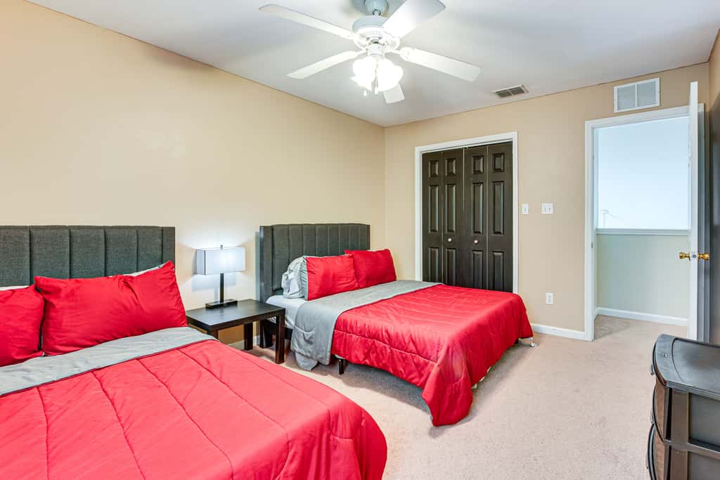 4 Mi to FSU: Pet-Friendly Townhome