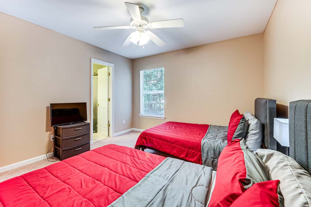 4 Mi to FSU: Pet-Friendly Townhome