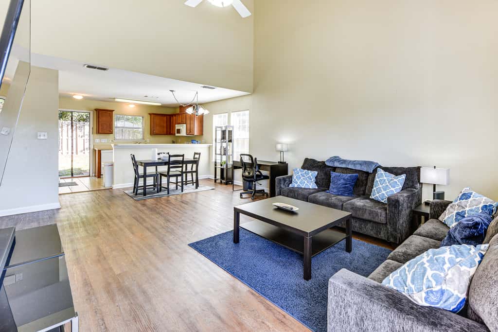 4 Mi to FSU: Pet-Friendly Townhome