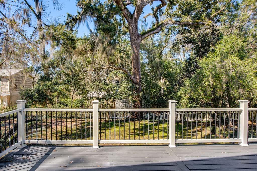 2 Mi to FSU: Pet-Friendly Retreat w/ Private Yard