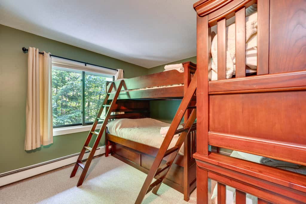 1 Mi to Loon Mountain: Lincoln Haven w/ Balcony