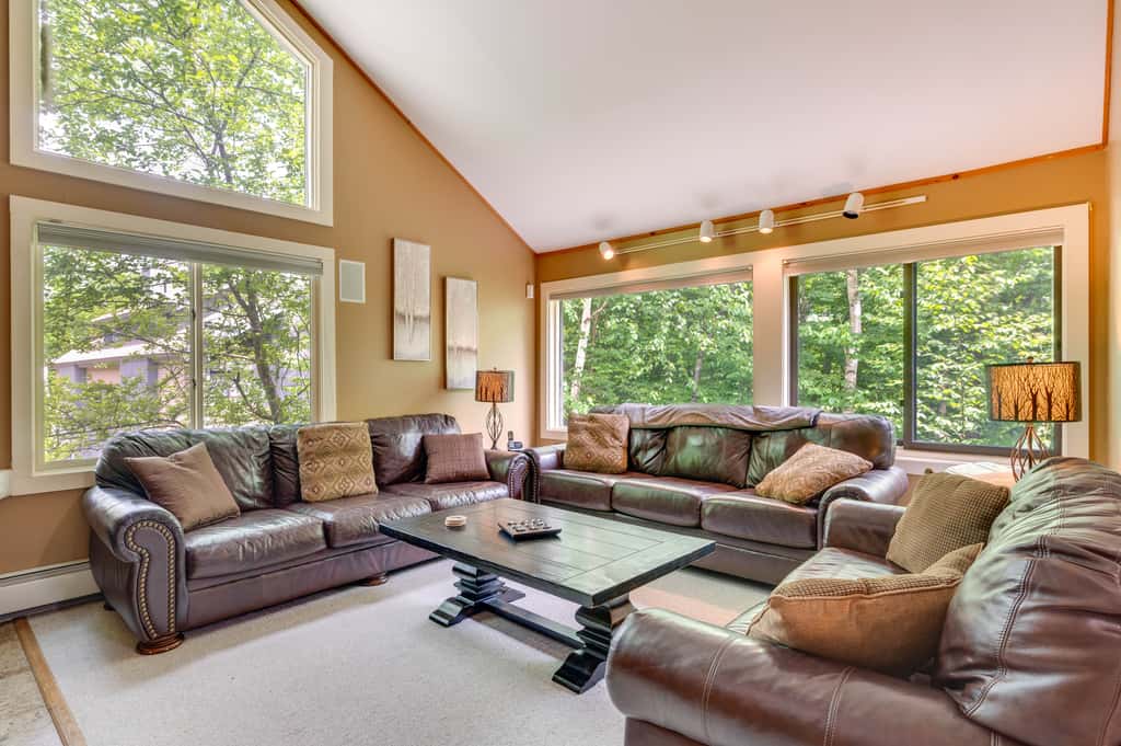 1 Mi to Loon Mountain: Lincoln Haven w/ Balcony