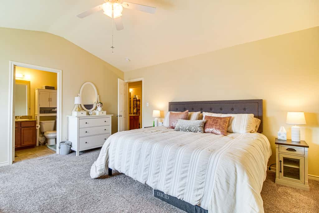 Half-Mi to Grand Lake: Townhome w/ Hot Tub