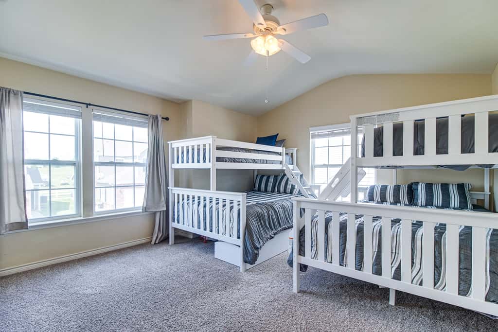 Half-Mi to Grand Lake: Townhome w/ Hot Tub