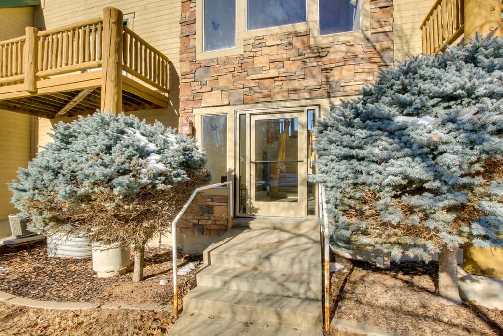6 Mi to Powder Mtn w/ Shuttle: Cozy Eden Condo!