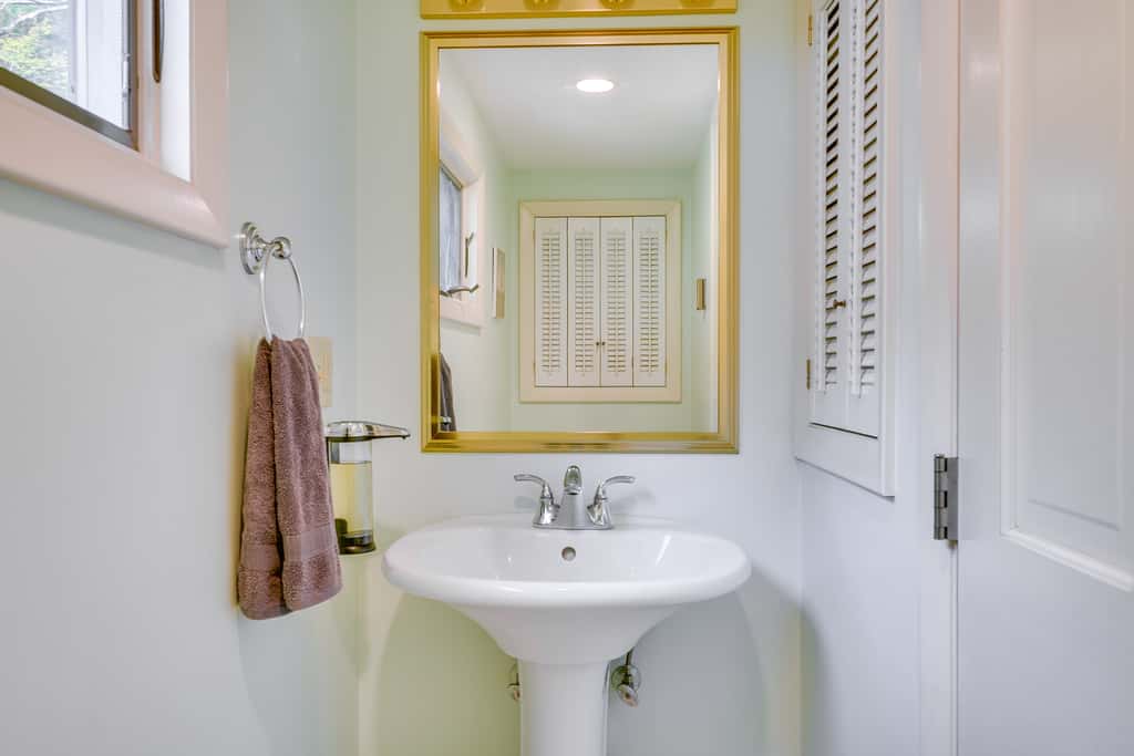 Luxe 5,000 Sq Ft Retreat: 5 Mi to Stratton Resort