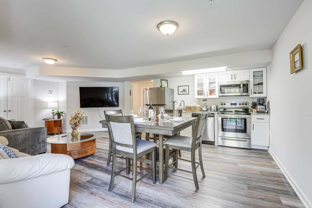 Suburban Comfort in Bowie! Apartment w/ Patio