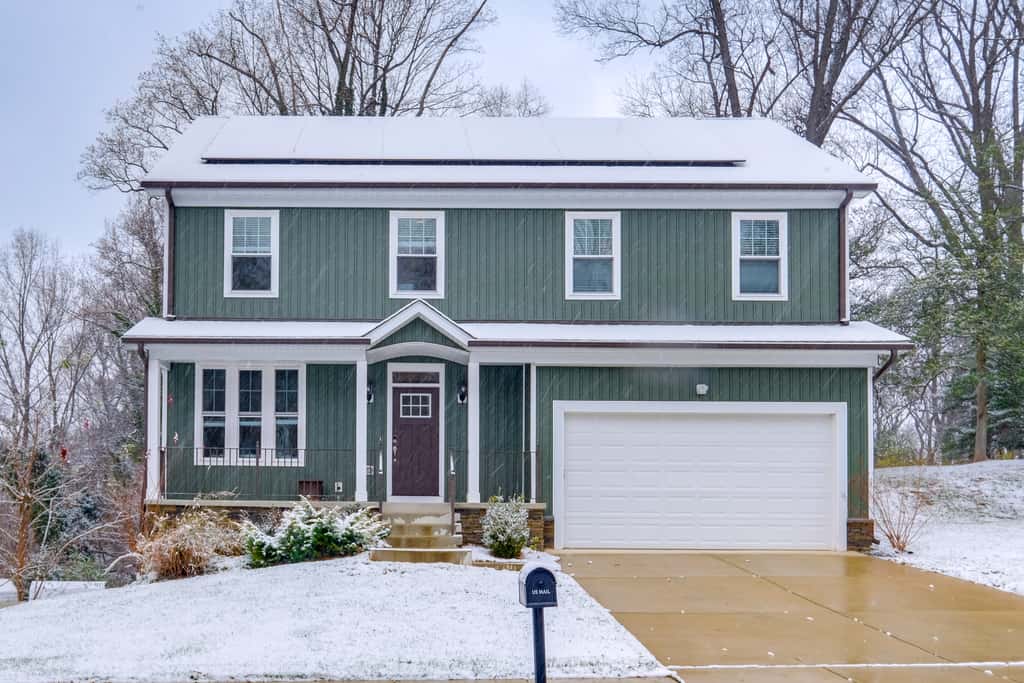 Quiet Family Home 5 Mi to Bowie Town Center!