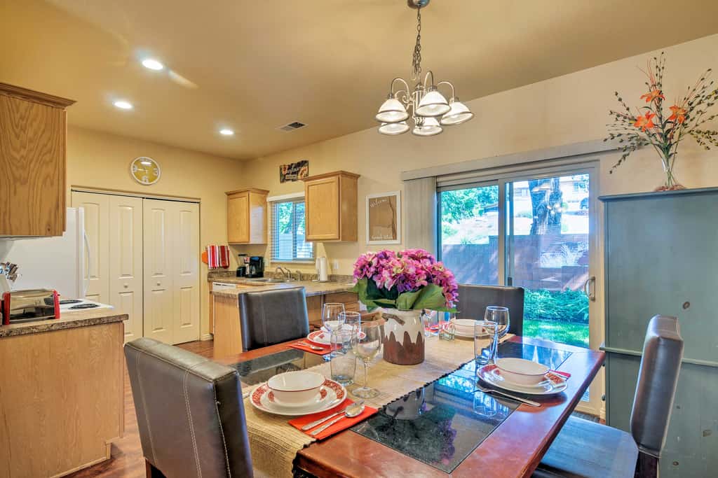 Kanab Condo w/ Pool & AC < 1 Mi to Attractions!