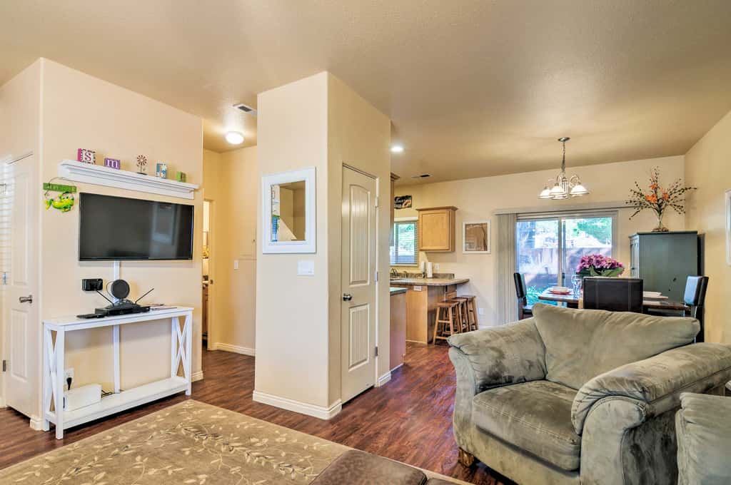 Kanab Condo w/ Pool & AC < 1 Mi to Attractions!