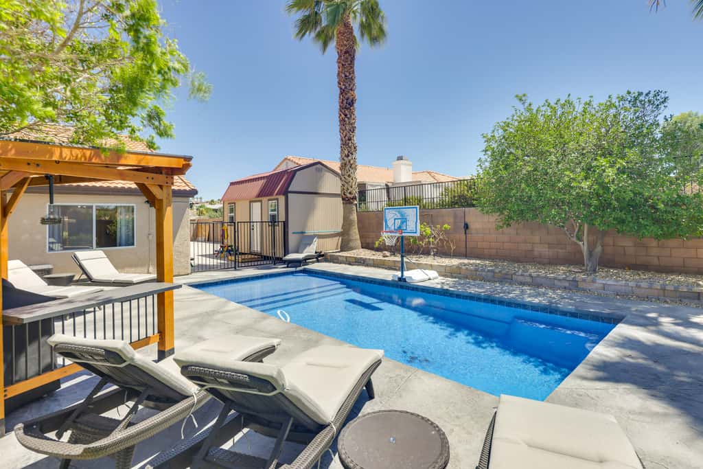 Lovely Bullhead City Retreat w/ Pool and Hot Tub