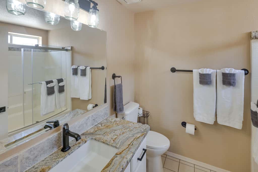 Lovely Bullhead City Retreat w/ Pool and Hot Tub