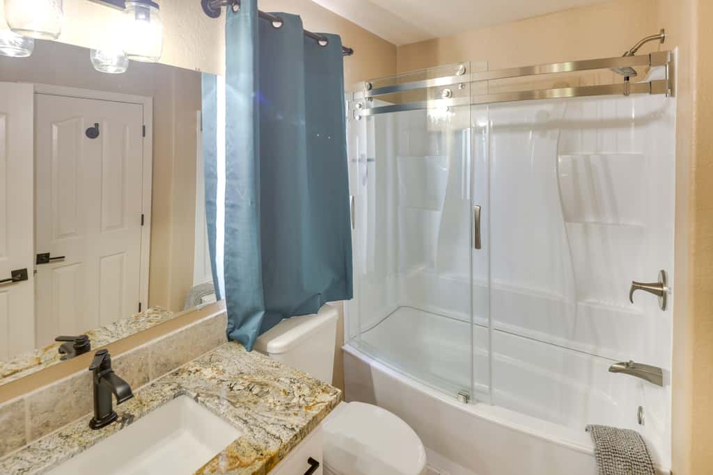 Lovely Bullhead City Retreat w/ Pool and Hot Tub