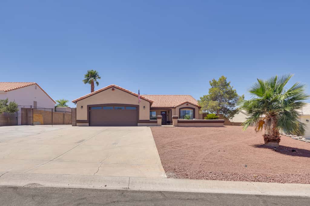 Lovely Bullhead City Retreat w/ Pool and Hot Tub