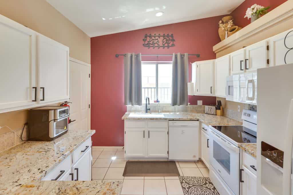 Lovely Bullhead City Retreat w/ Pool and Hot Tub