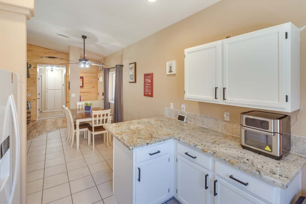 Lovely Bullhead City Retreat w/ Pool and Hot Tub