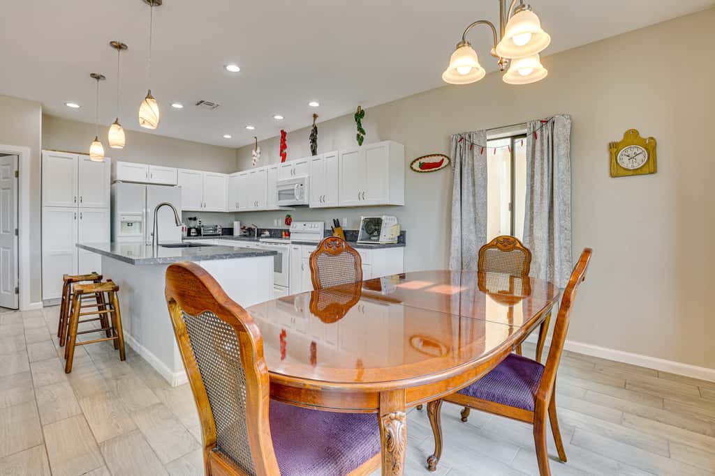 7 Mi to Golf: Mtn-View Retreat in Bullhead City