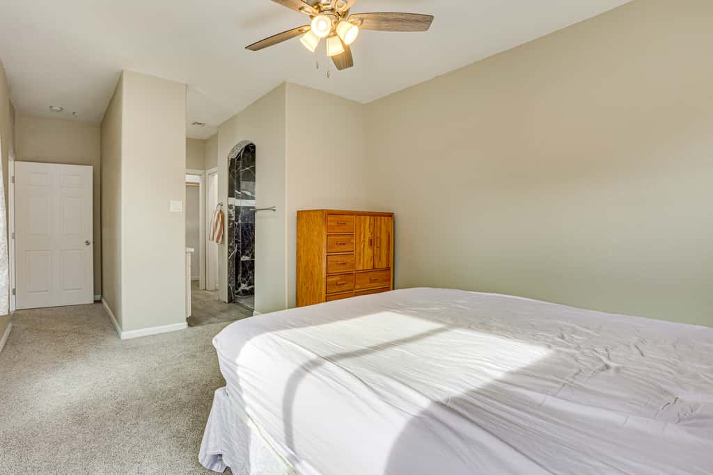 7 Mi to Golf: Mtn-View Retreat in Bullhead City