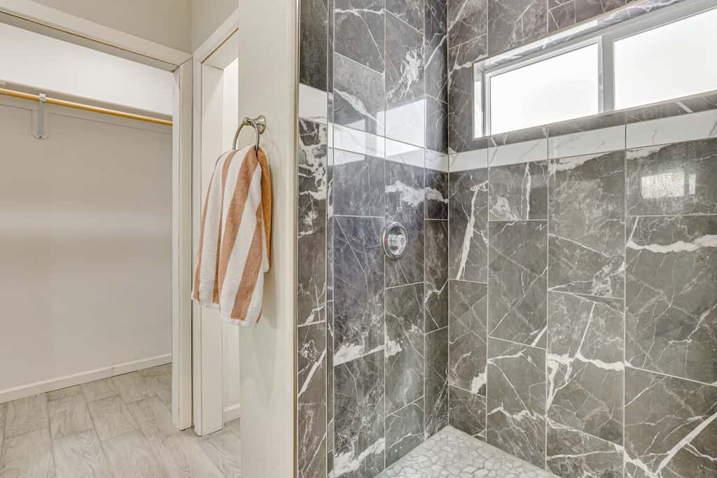 7 Mi to Golf: Mtn-View Retreat in Bullhead City