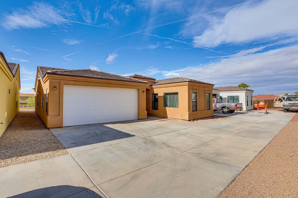 7 Mi to Golf: Mtn-View Retreat in Bullhead City