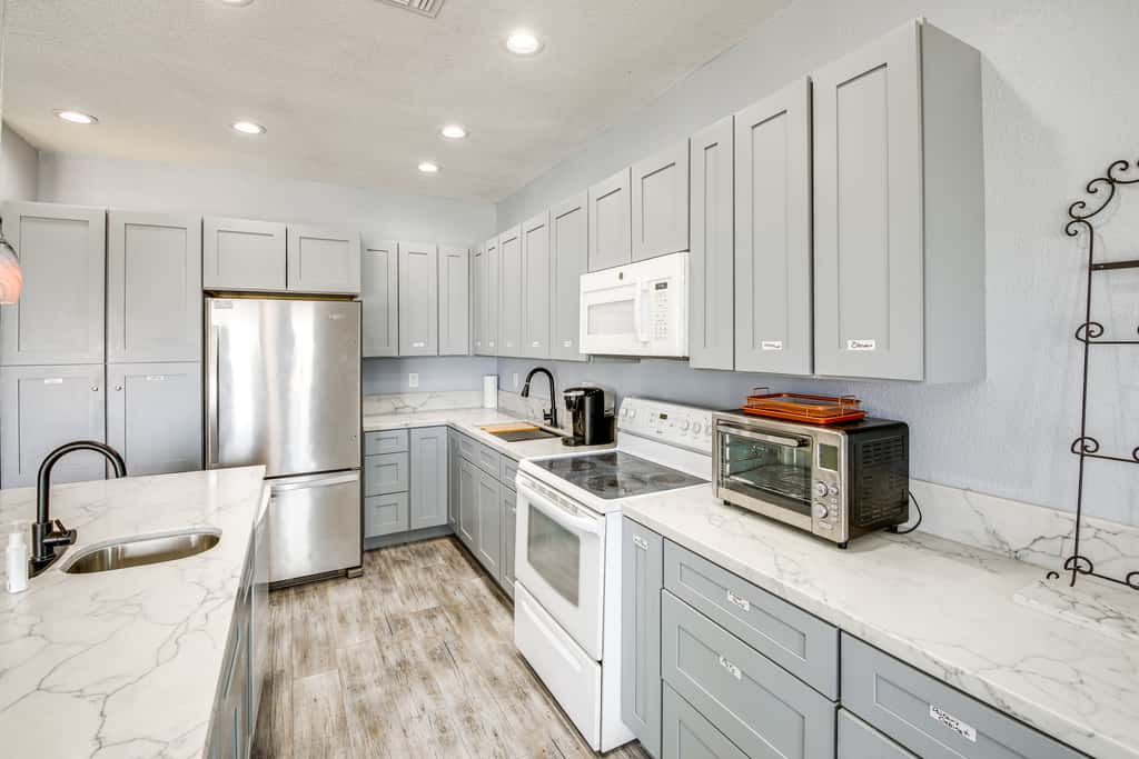 4 Mi to Casinos: Mtn-View Home in Bullhead City!