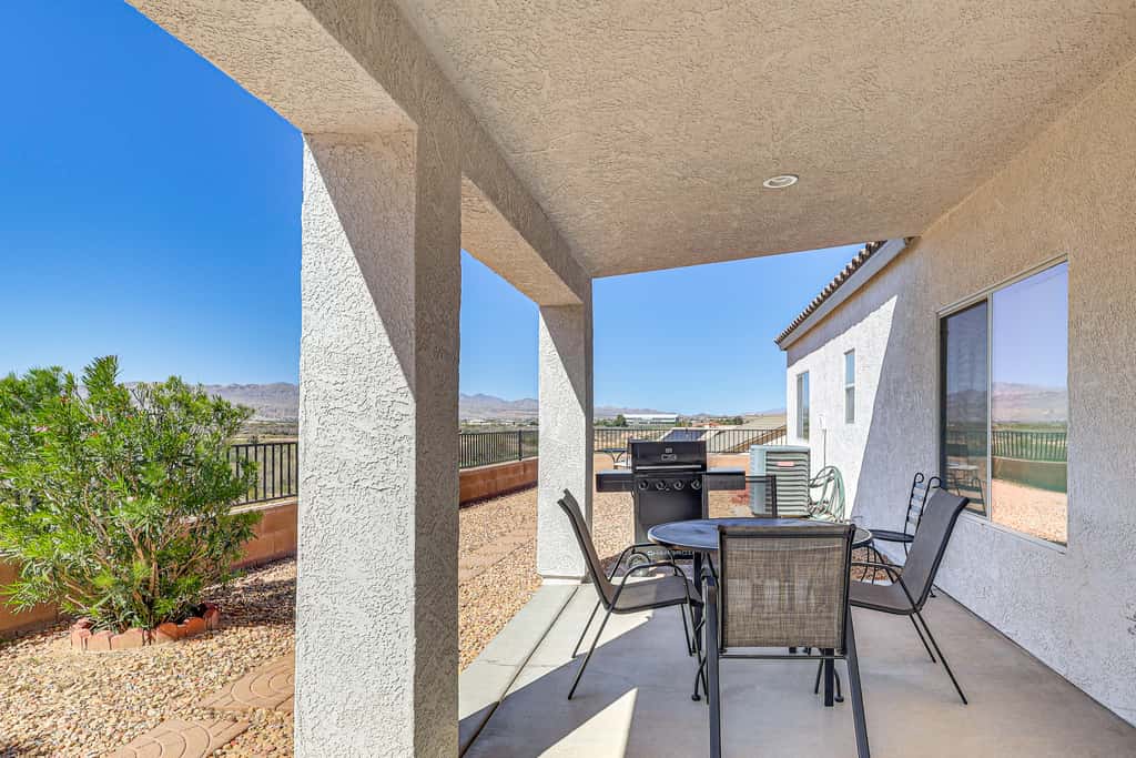 Desert Getaway w/ Serene Views in Bullhead City!