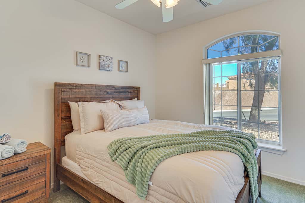 Desert Getaway w/ Serene Views in Bullhead City!