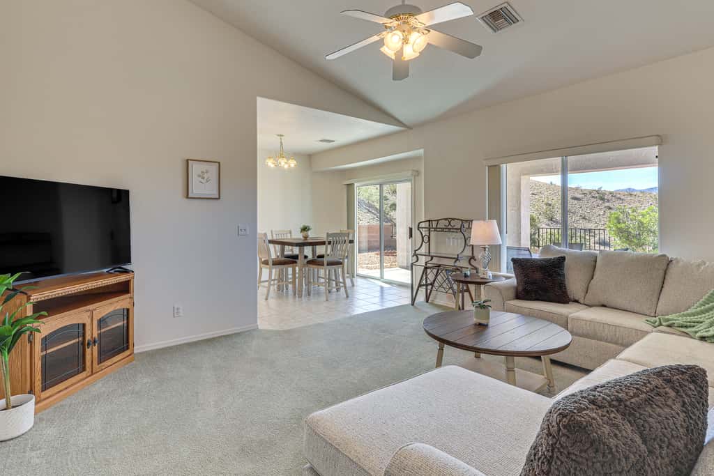Desert Getaway w/ Serene Views in Bullhead City!