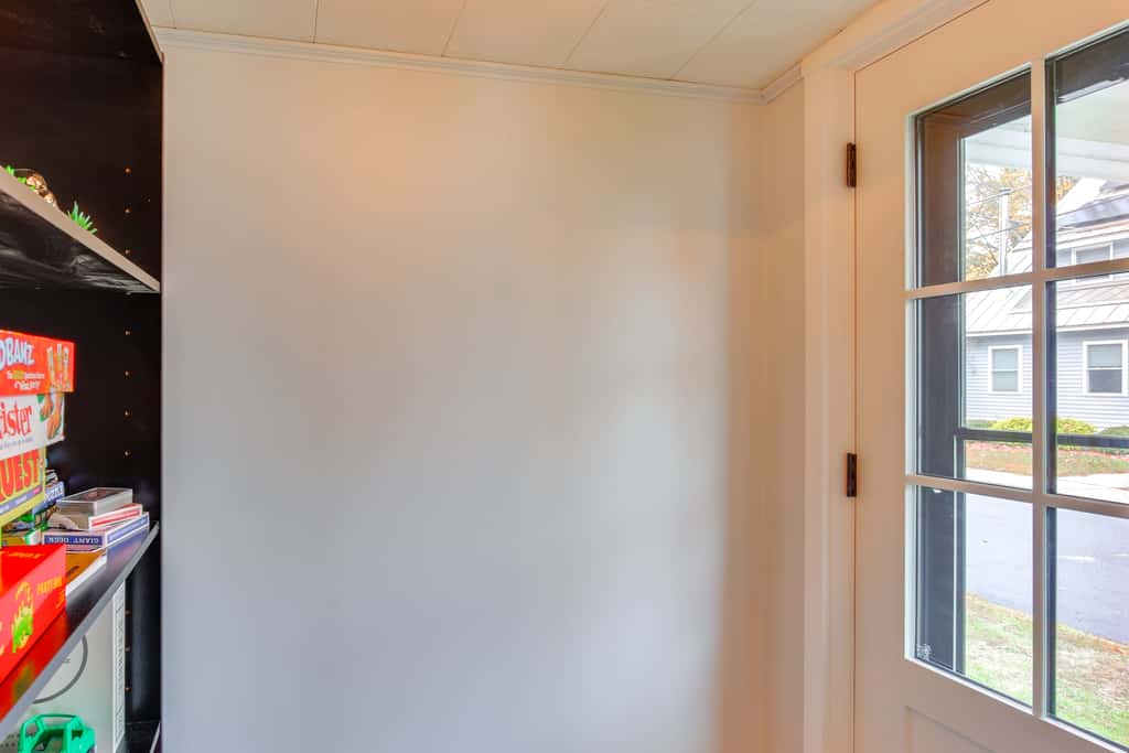 Comfortable Lincoln Home: Walk to Main Street!