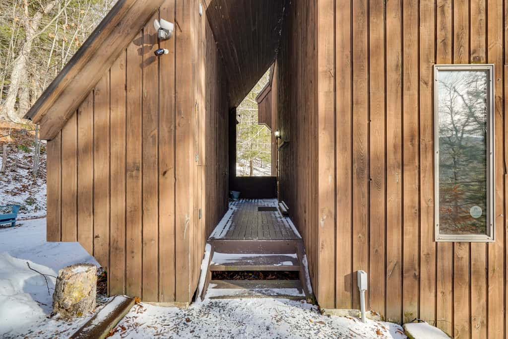 Near Okemo & Killington: Home w/ Sauna & Fireplace