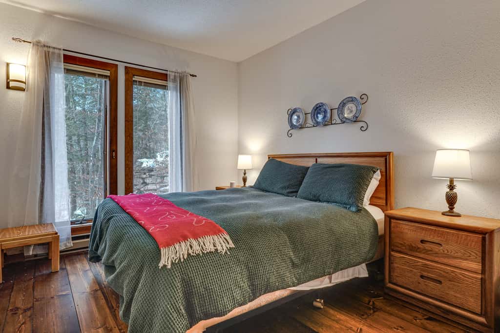 Near Okemo & Killington: Home w/ Sauna & Fireplace