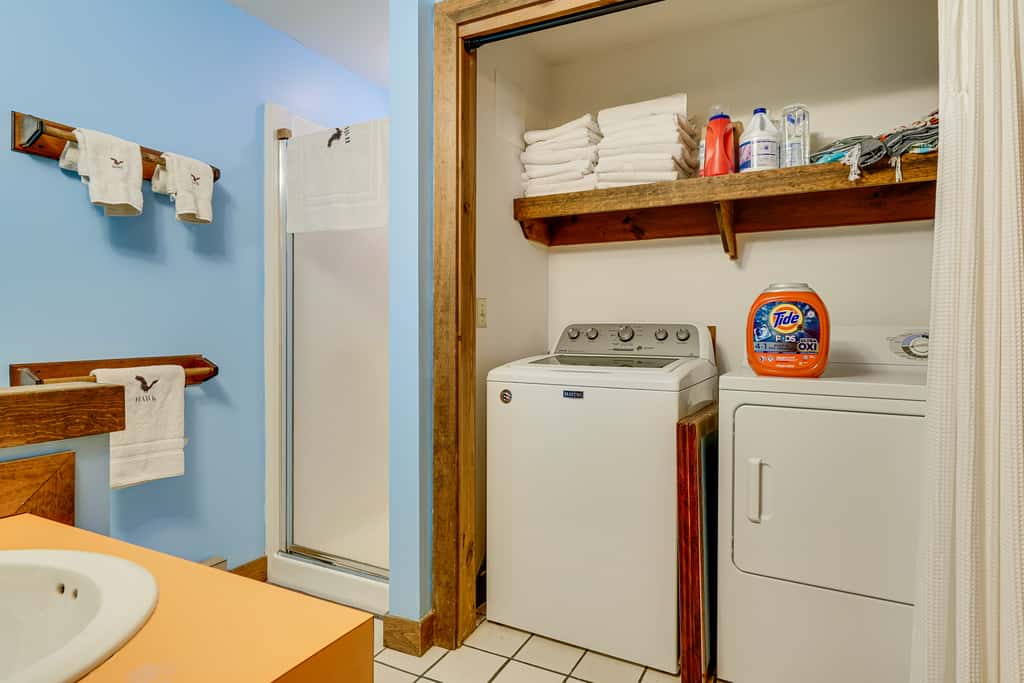 Near Okemo & Killington: Home w/ Sauna & Fireplace