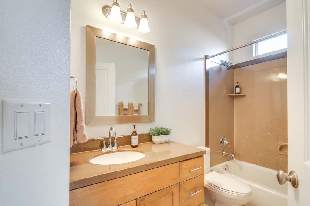 Zion Area Home w/ Scenic Views & Private Hot Tub!