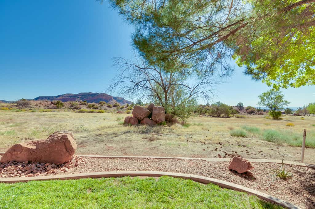 Zion Area Home w/ Scenic Views & Private Hot Tub!