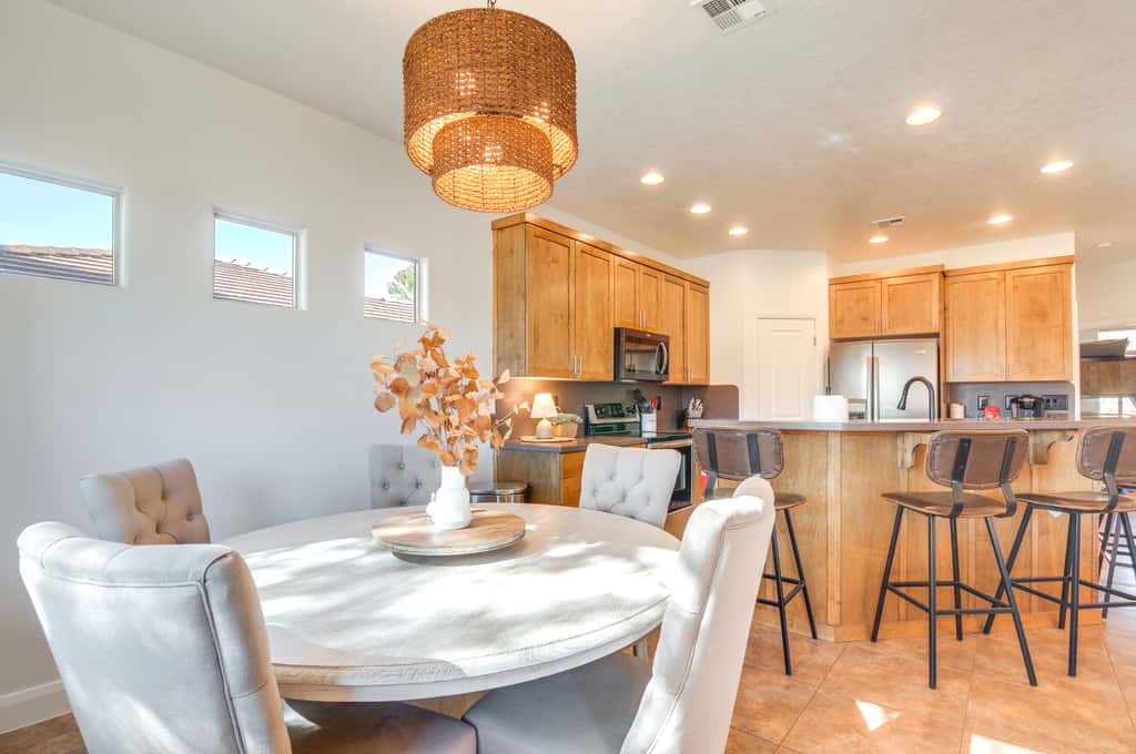 Zion Area Home w/ Scenic Views & Private Hot Tub!