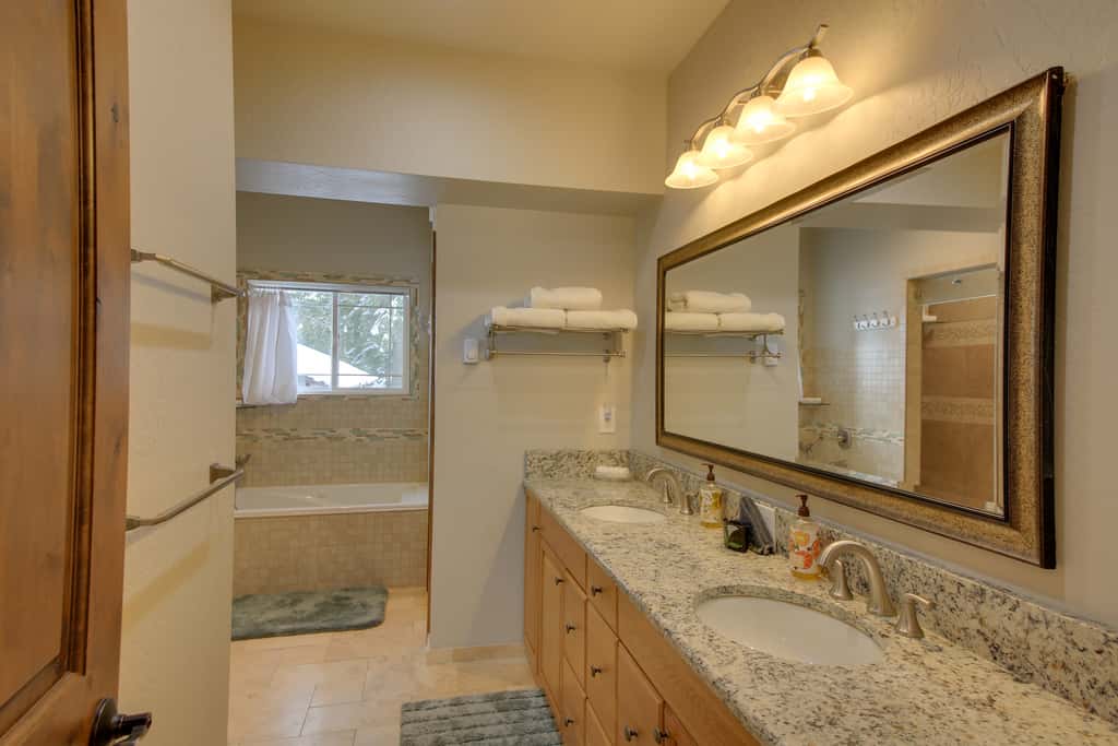 Expansive Group Lake House w/ Private Hot Tub!