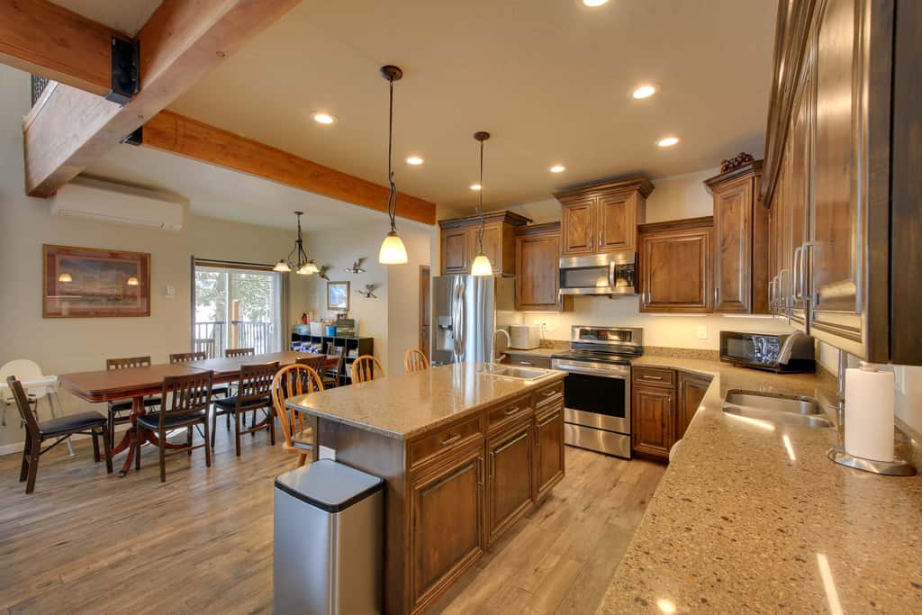 Expansive Group Lake House w/ Private Hot Tub!