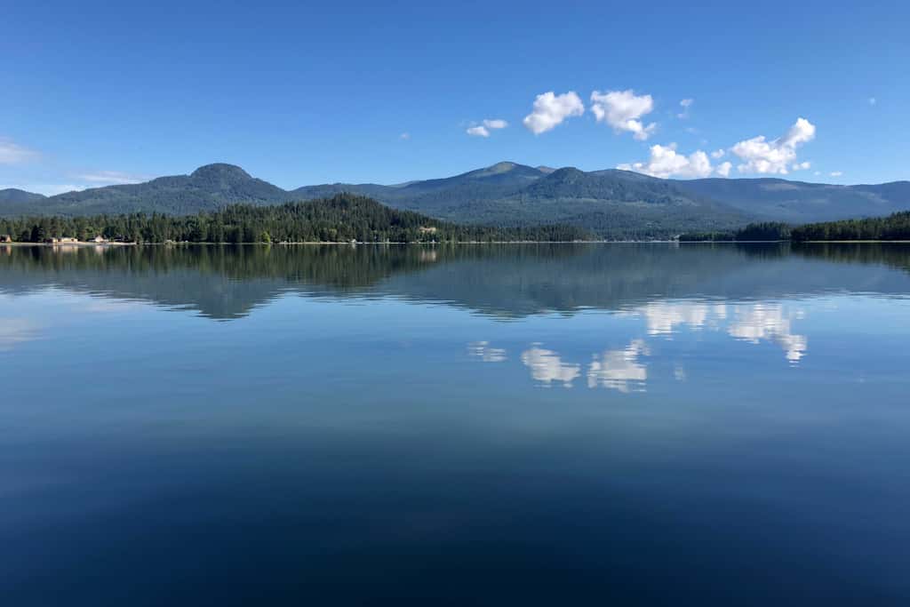 Expansive Group Lake House w/ Private Hot Tub!