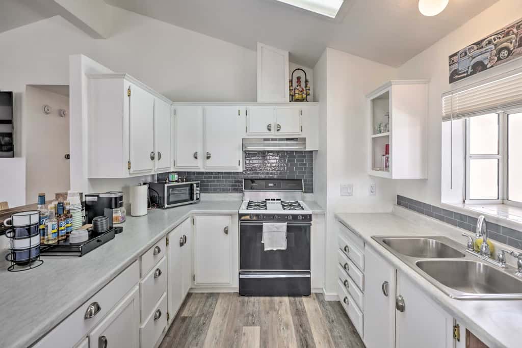 5 Mi to the River! Bullhead City Home w/ Pool