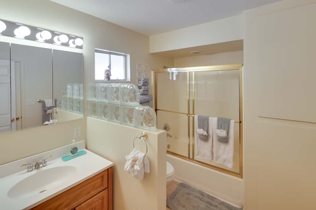 Dog-Friendly Bullhead City Home - Walk to River!